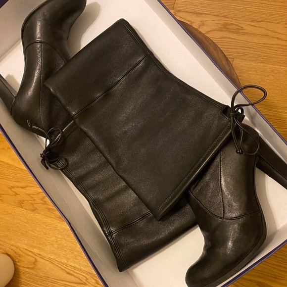 Stuart Weitzman Highland Stretch Leather Black Over-the-knee Boot - Picture 9 of 16
